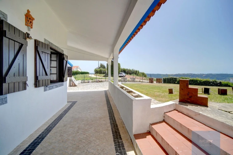 Moradia T2 para Venda em Encarnação Foto 21
