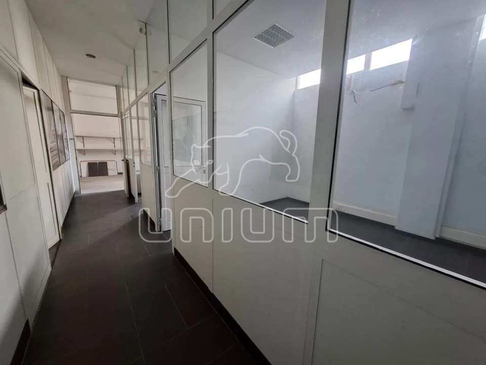 Armazém para Venda em Santa Maria Maior e Monserrate e Meadela Foto 10