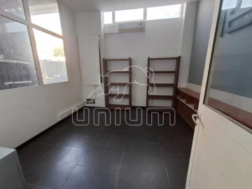 Armazém para Venda em Santa Maria Maior e Monserrate e Meadela