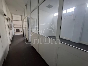 Armazém para Venda em Santa Maria Maior e Monserrate e Meadela