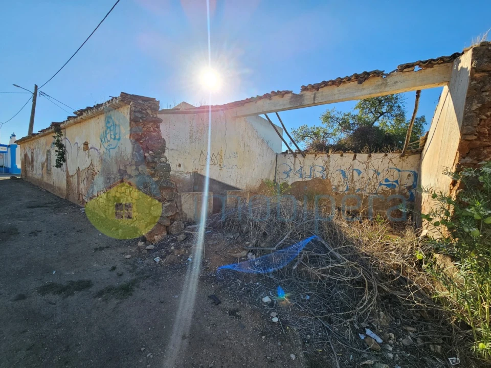 Moradia T4 para Venda em Alcantarilha e Pêra Foto 3