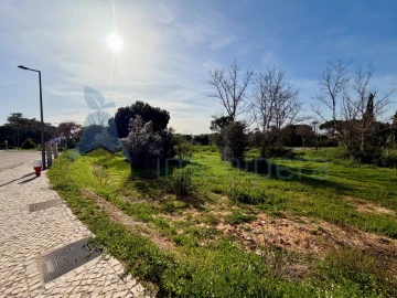 Terreno para Venda em Quarteira