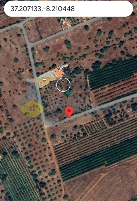 Terreno para Venda em Paderne