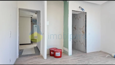 Prédio para Venda em Faro (Sé e São Pedro)