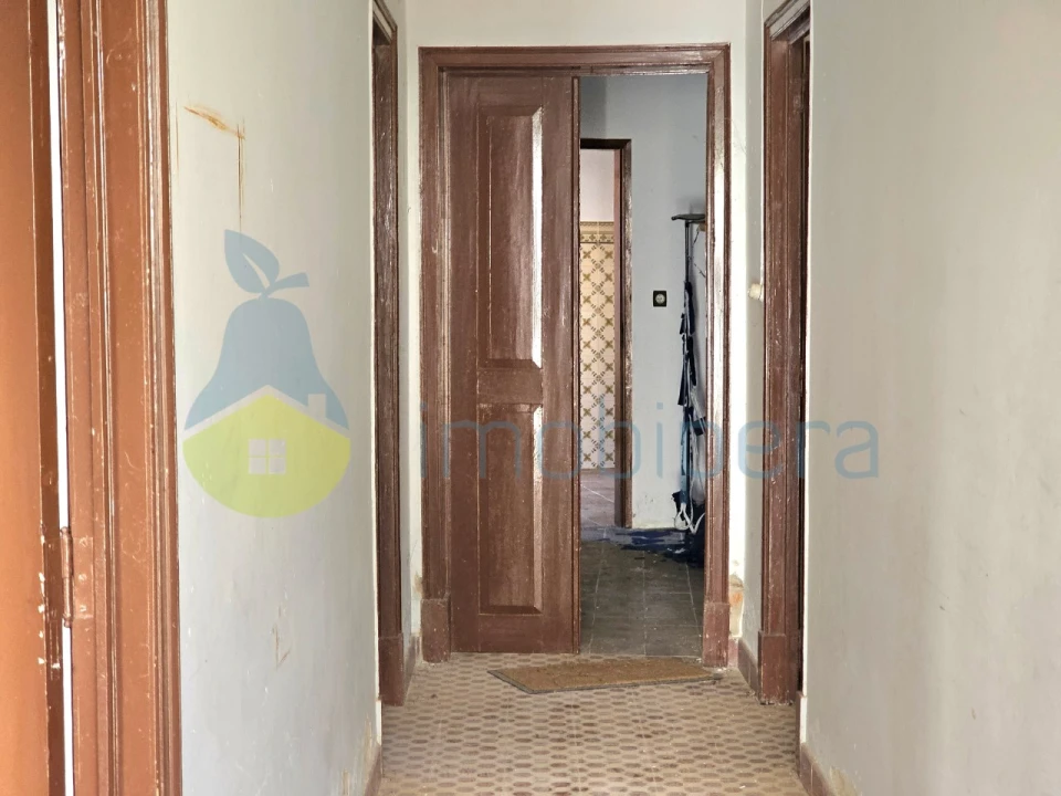 Moradia T4 para Venda em Alferce Foto 24