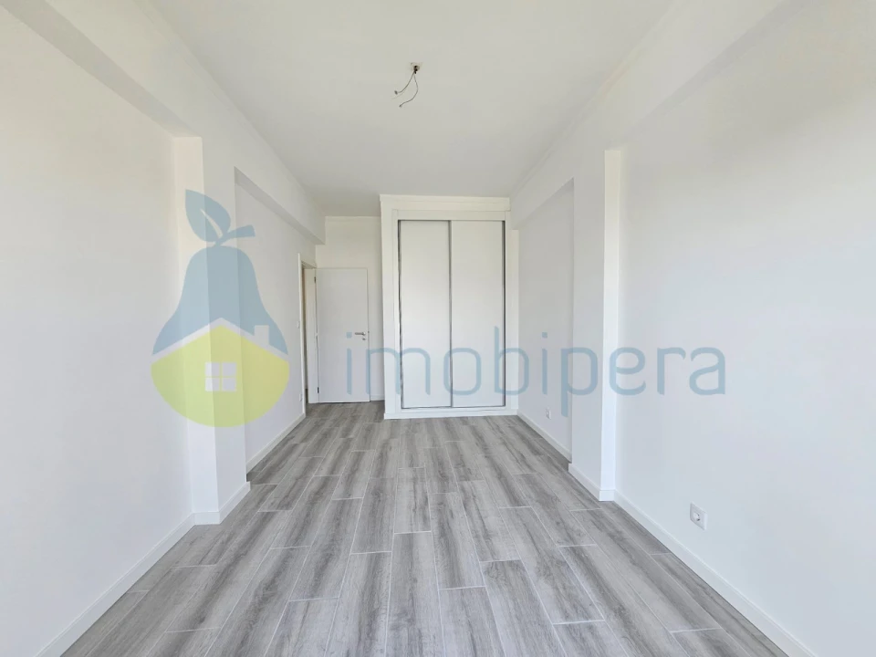 Apartamento T2 para Venda em Tavira (Santa Maria e Santiago) Foto 11