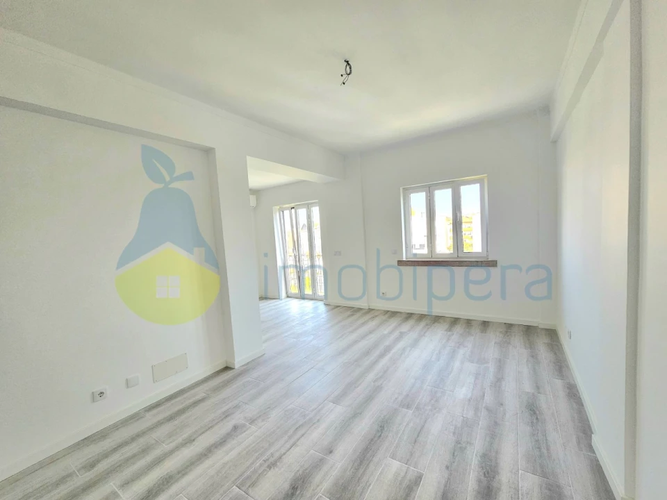 Apartamento T2 para Venda em Tavira (Santa Maria e Santiago) Foto 13