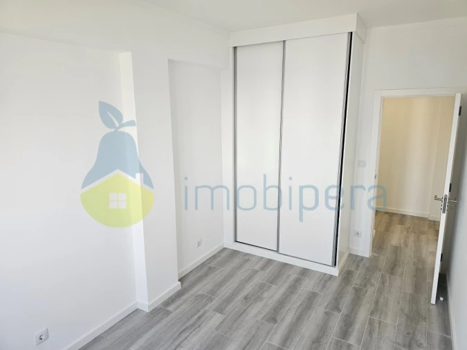 Apartamento T2 para Venda em Tavira (Santa Maria e Santiago) Foto 14