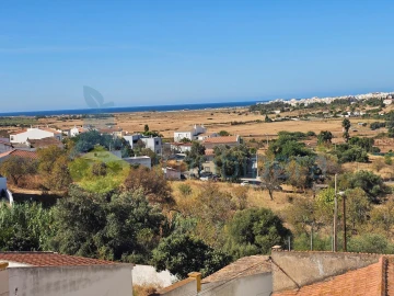 Moradia T2 para Venda em Alcantarilha e Pêra