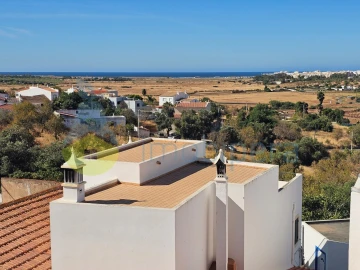 Moradia T2 para Venda em Alcantarilha e Pêra