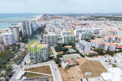 Terreno para Venda em Quarteira