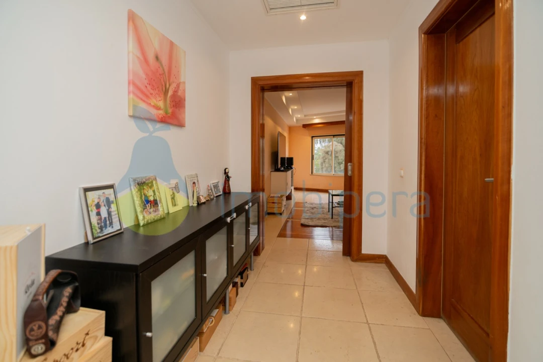 Apartamento T2 para Venda em Estômbar e Parchal Foto 3