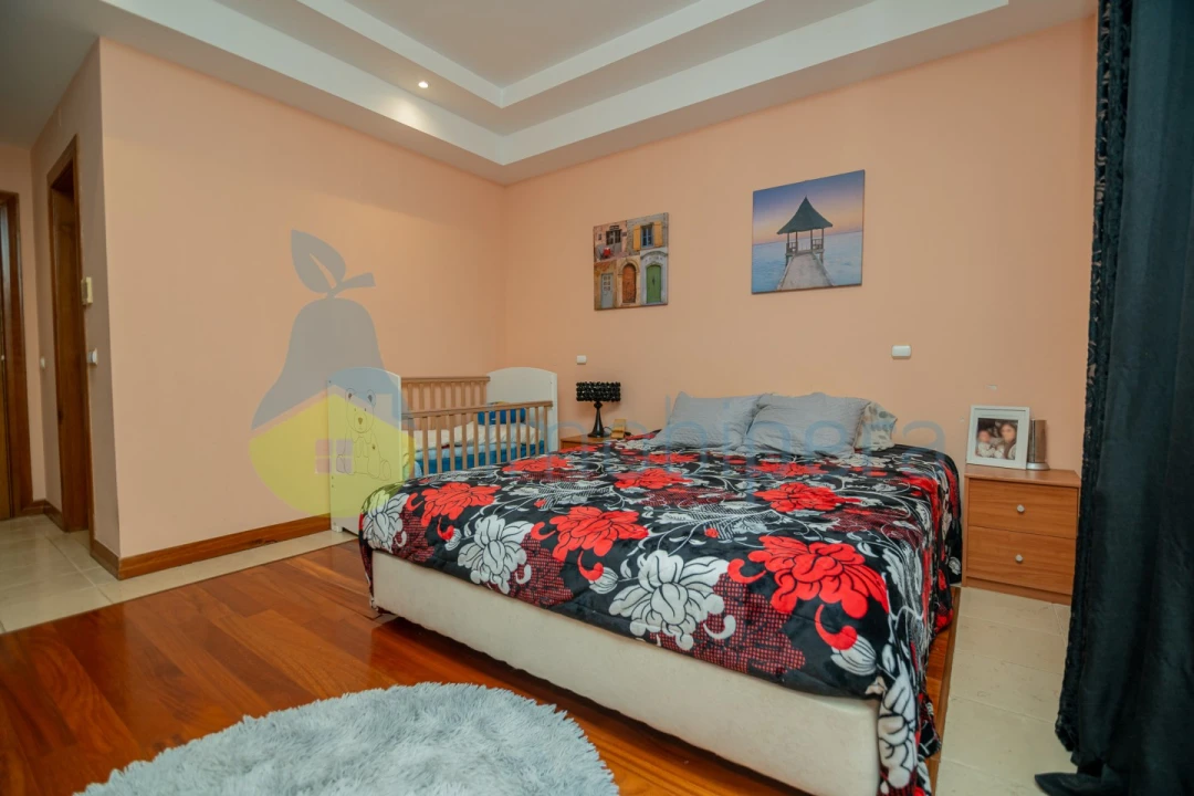 Apartamento T2 para Venda em Estômbar e Parchal Foto 16
