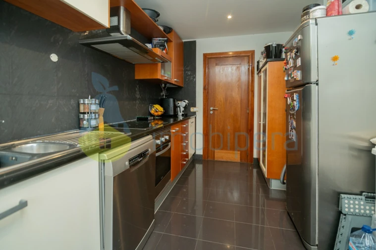 Apartamento T2 para Venda em Estômbar e Parchal Foto 11