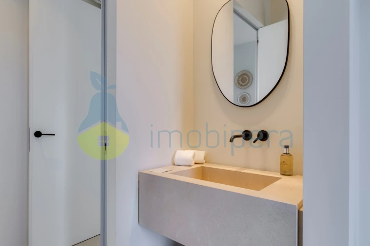 Moradia T3 para Venda em Santa Barbara de Nexe Foto 16