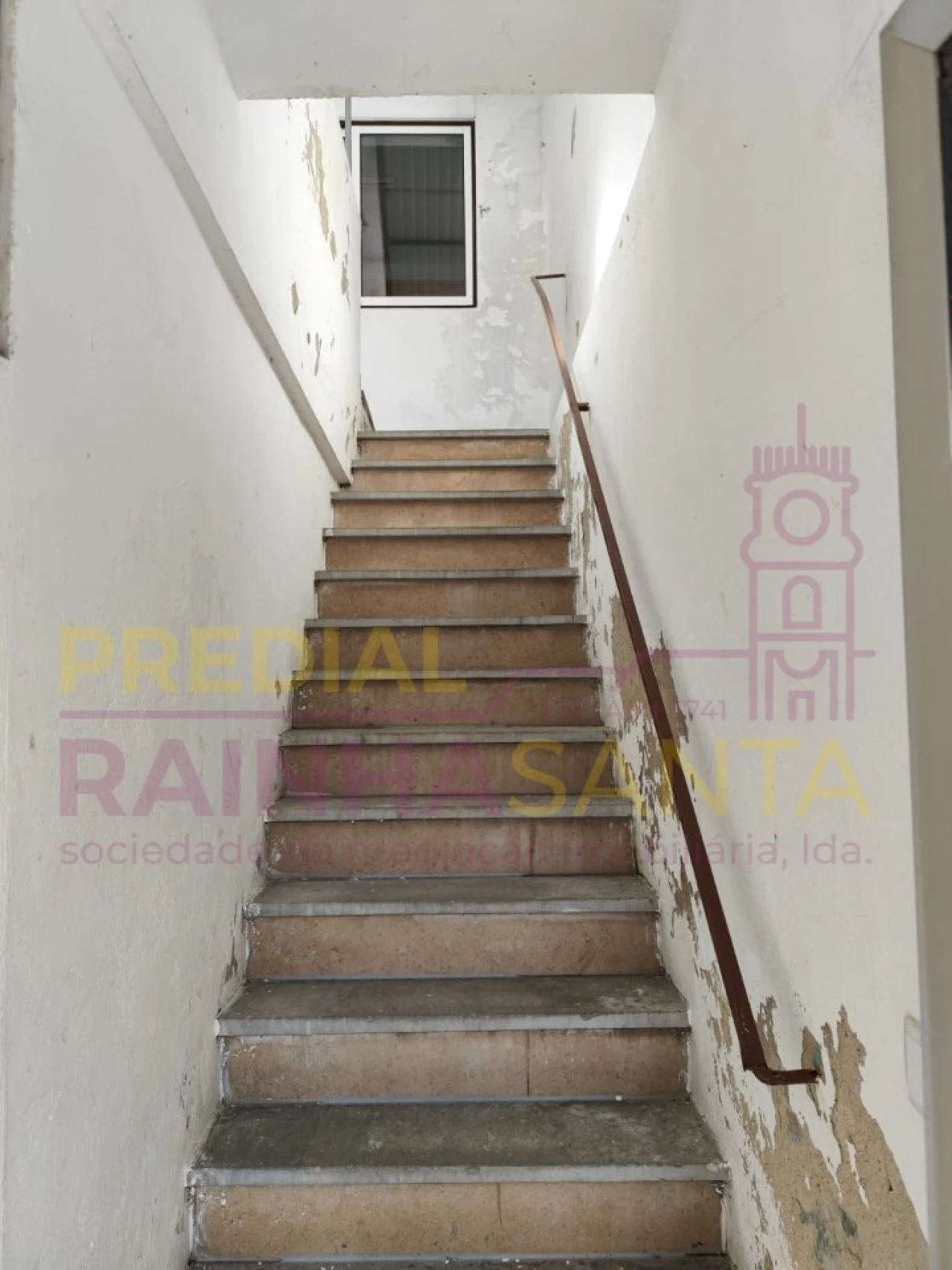 Moradia T4 para Venda em Marvila, Ribeira Santarém, São Salvador, São Nicolau Foto 11
