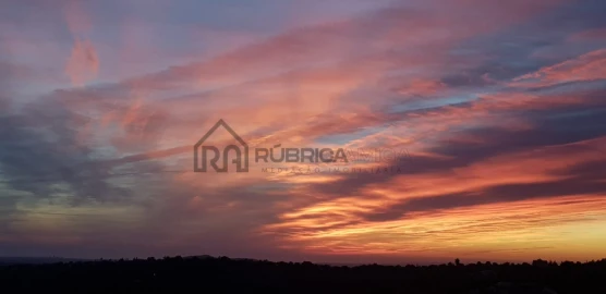 Moradia T4 para Venda em Loule (São Clemente)