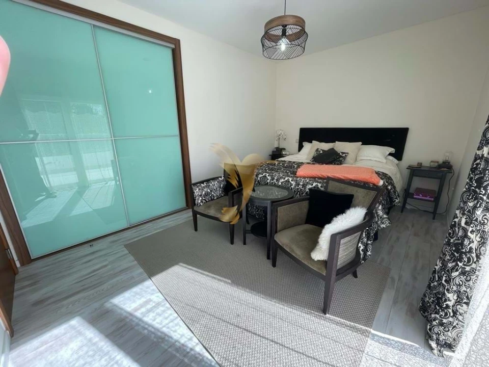 Apartamento T3 para Venda em Portimão Foto 21