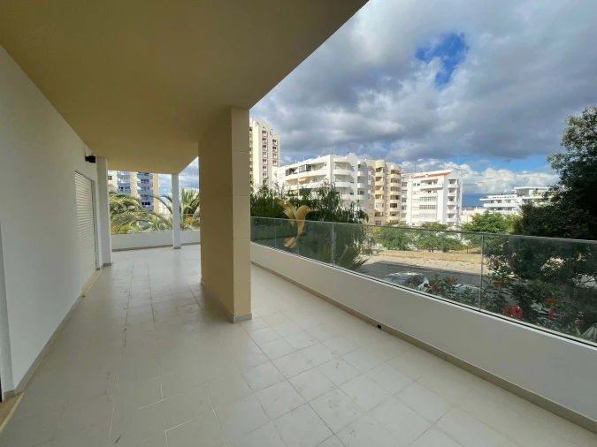Apartamento T3 para Venda em Portimão Foto 46