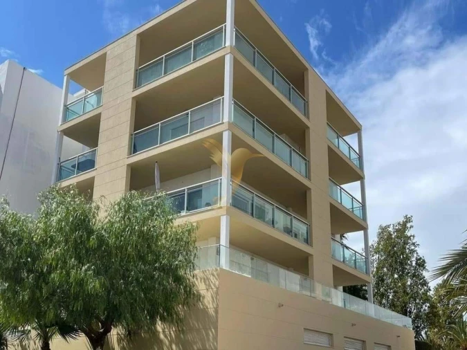 Apartamento T3 para Venda em Portimão Foto 2