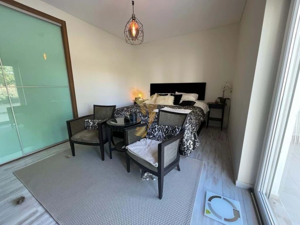 Apartamento T3 para Venda em Portimão Foto 16