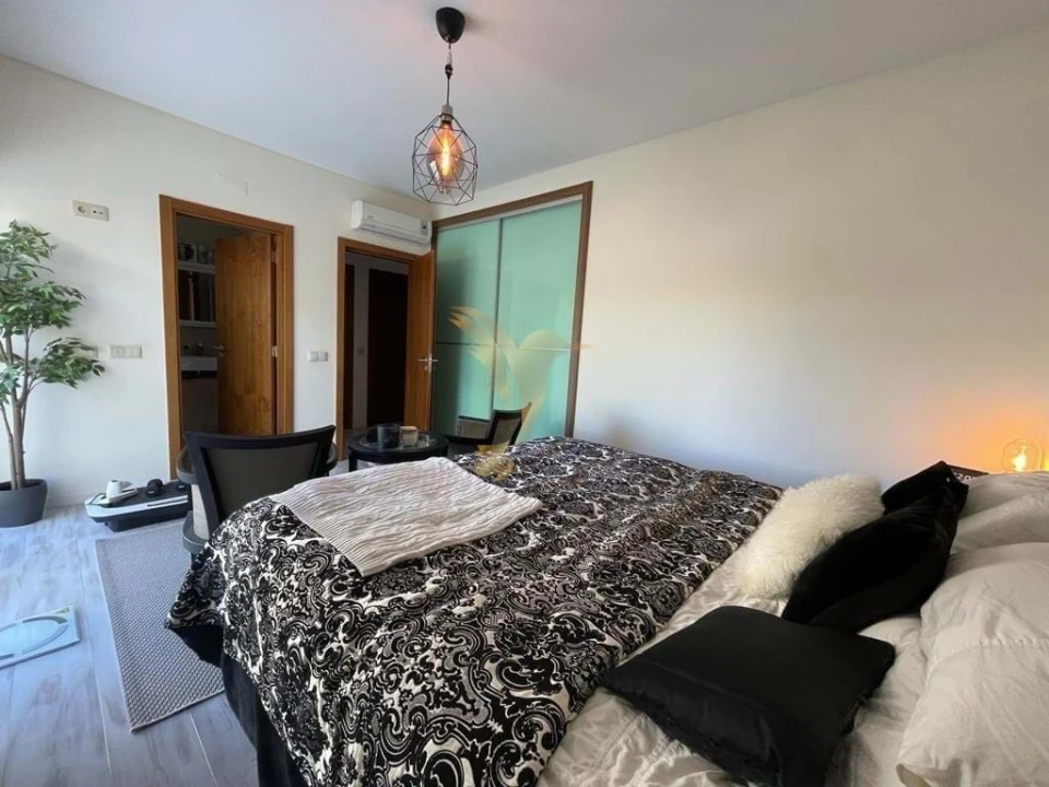 Apartamento T3 para Venda em Portimão Foto 17