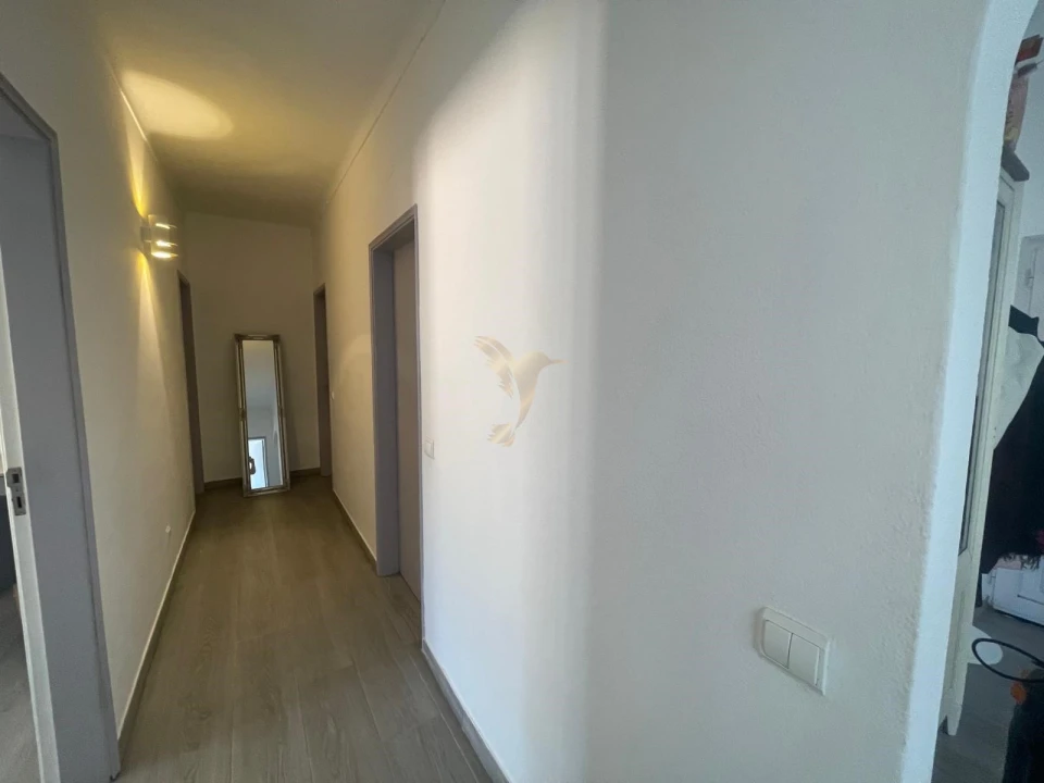 Moradia T6 para Venda em Porches Foto 53