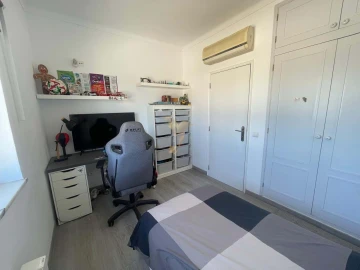 Moradia T6 para Venda em Porches