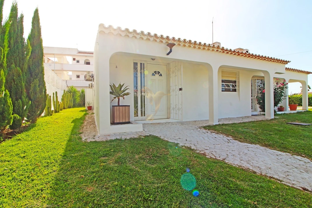 Moradia T4 para Venda em Albufeira e Olhos de Água Foto 22