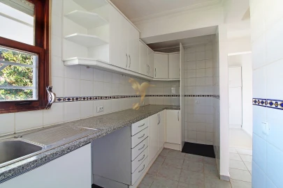 Moradia T4 para Venda em Albufeira e Olhos de Água