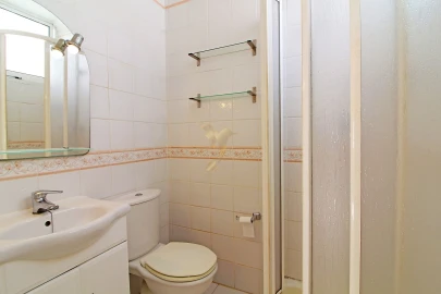 Moradia T4 para Venda em Albufeira e Olhos de Água