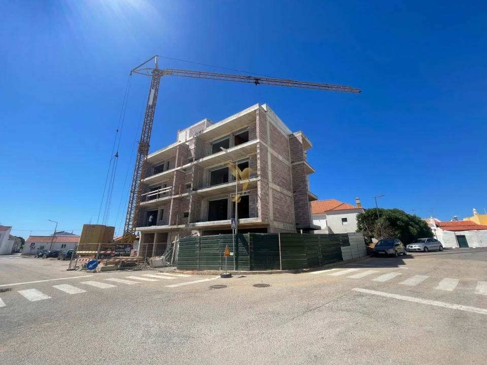 Apartamento T1 para Venda em Silves Foto 9