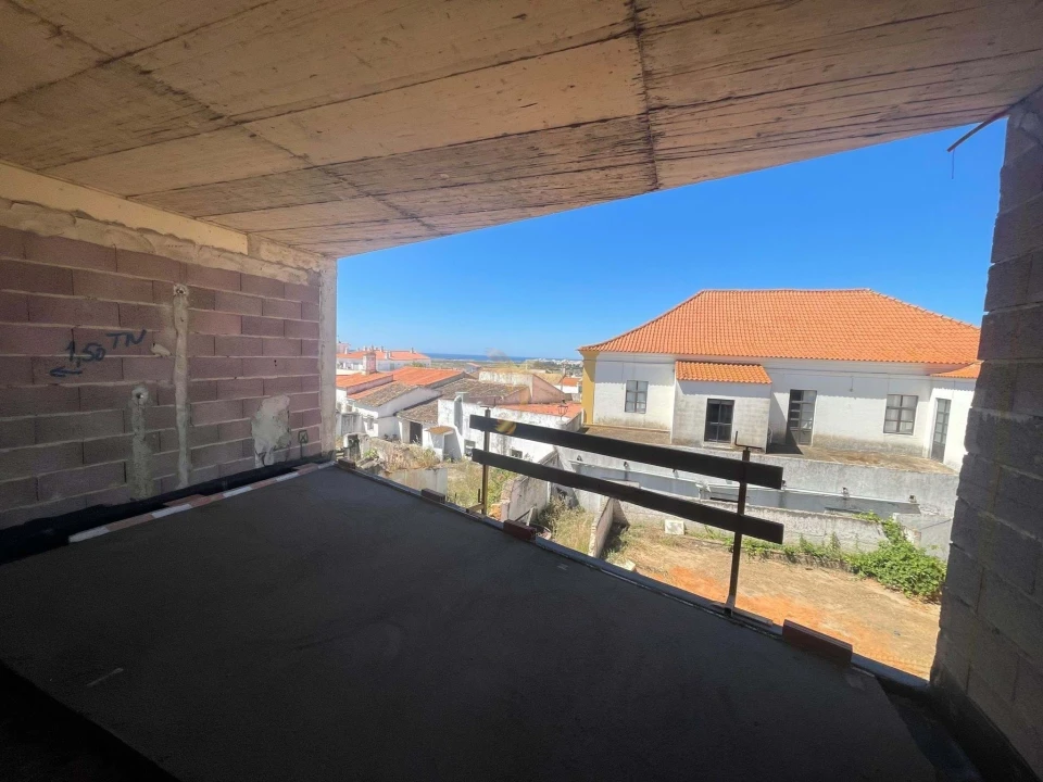 Apartamento T1 para Venda em Silves Foto 31
