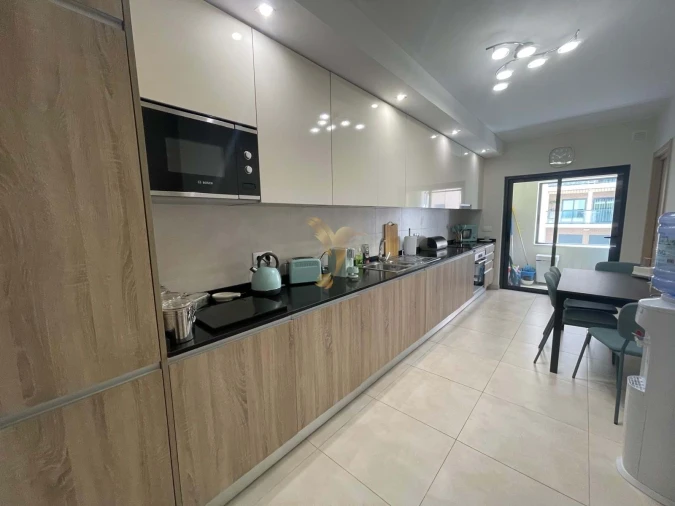 Apartamento T3 para Venda em Portimão Foto 32