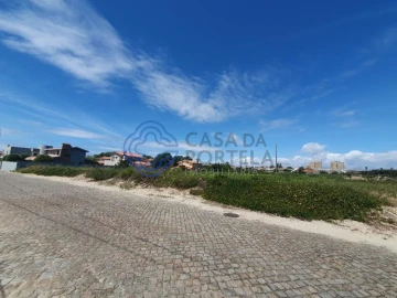 Terreno para Venda em Azurara