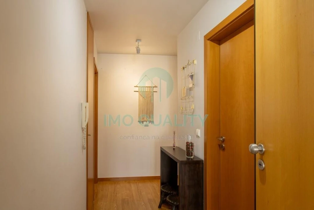 Apartamento T1 para Arrendamento em Lordelo do Ouro e Massarelos Foto 1
