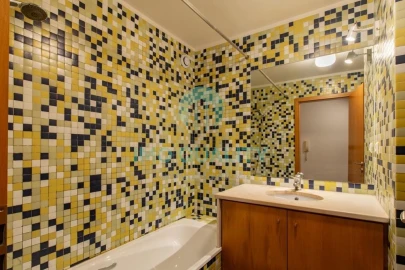Apartamento T1 para Arrendamento em Lordelo do Ouro e Massarelos