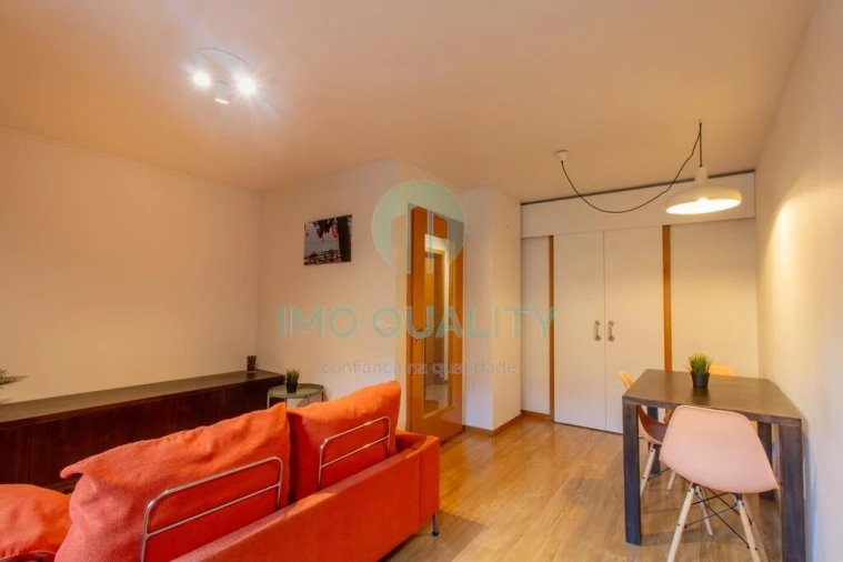 Apartamento T1 para Arrendamento em Lordelo do Ouro e Massarelos Foto 10