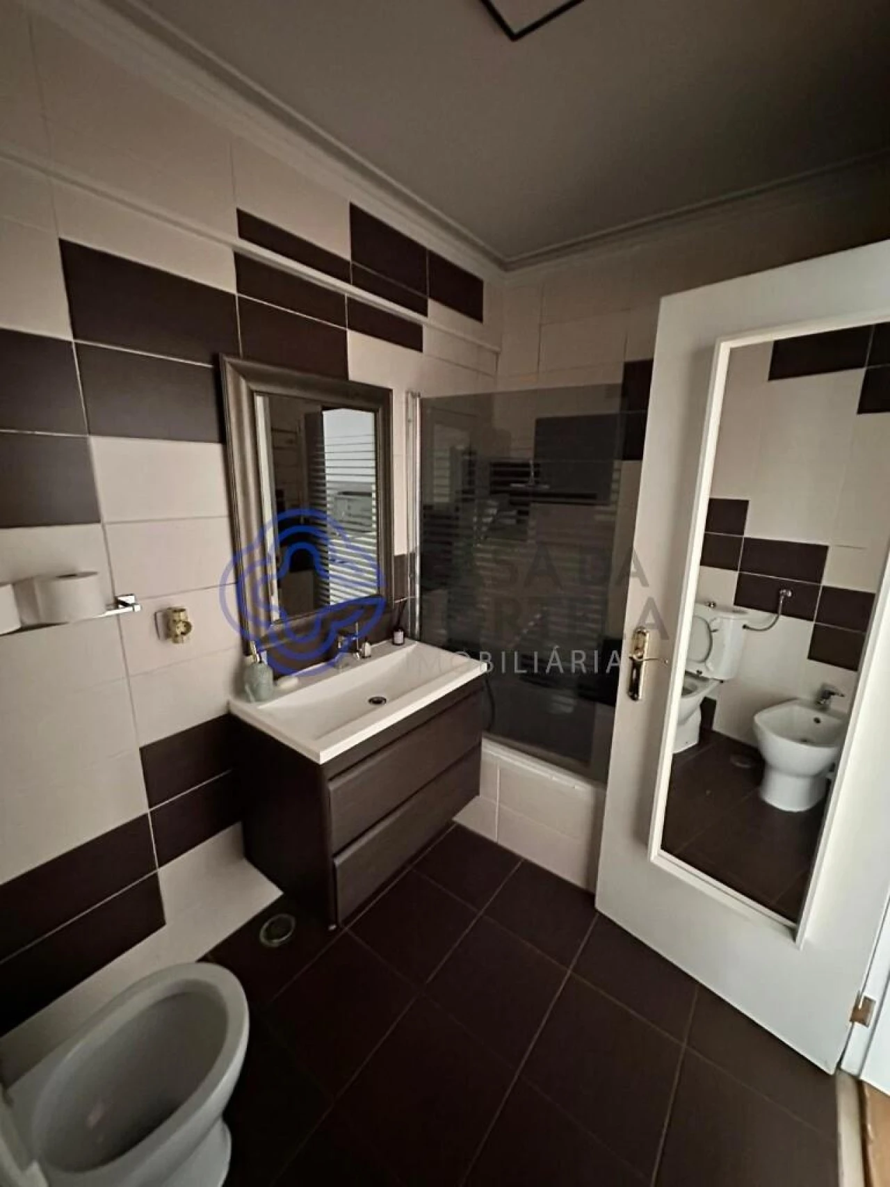 Apartamento T2 para Venda em Agualva e Mira-Sintra Foto 31
