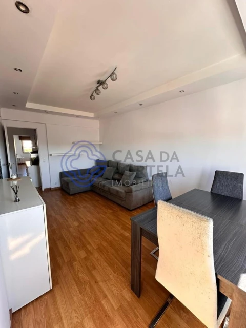 Apartamento T2 para Venda em Agualva e Mira-Sintra
