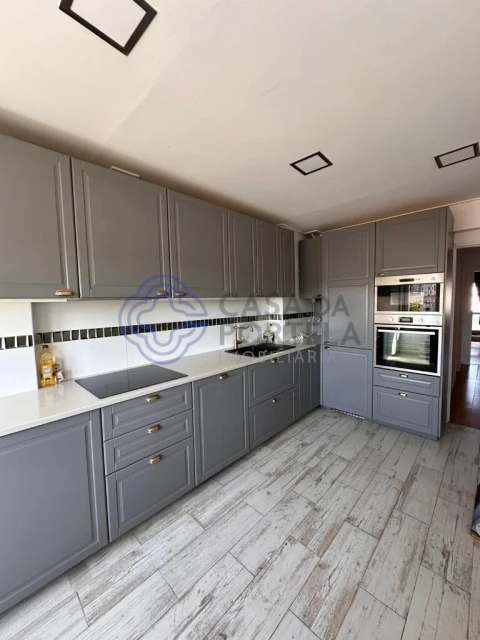 Apartamento T2 para Venda em Agualva e Mira-Sintra