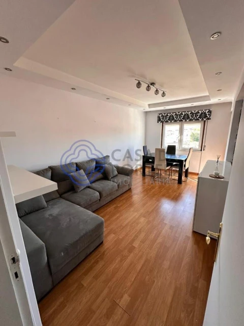 Apartamento T2 para Venda em Agualva e Mira-Sintra