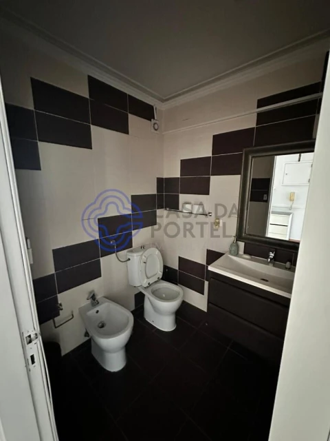 Apartamento T2 para Venda em Agualva e Mira-Sintra