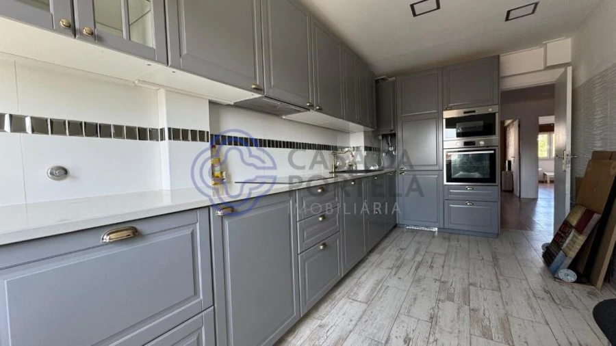 Apartamento T2 para Venda em Agualva e Mira-Sintra Foto 19