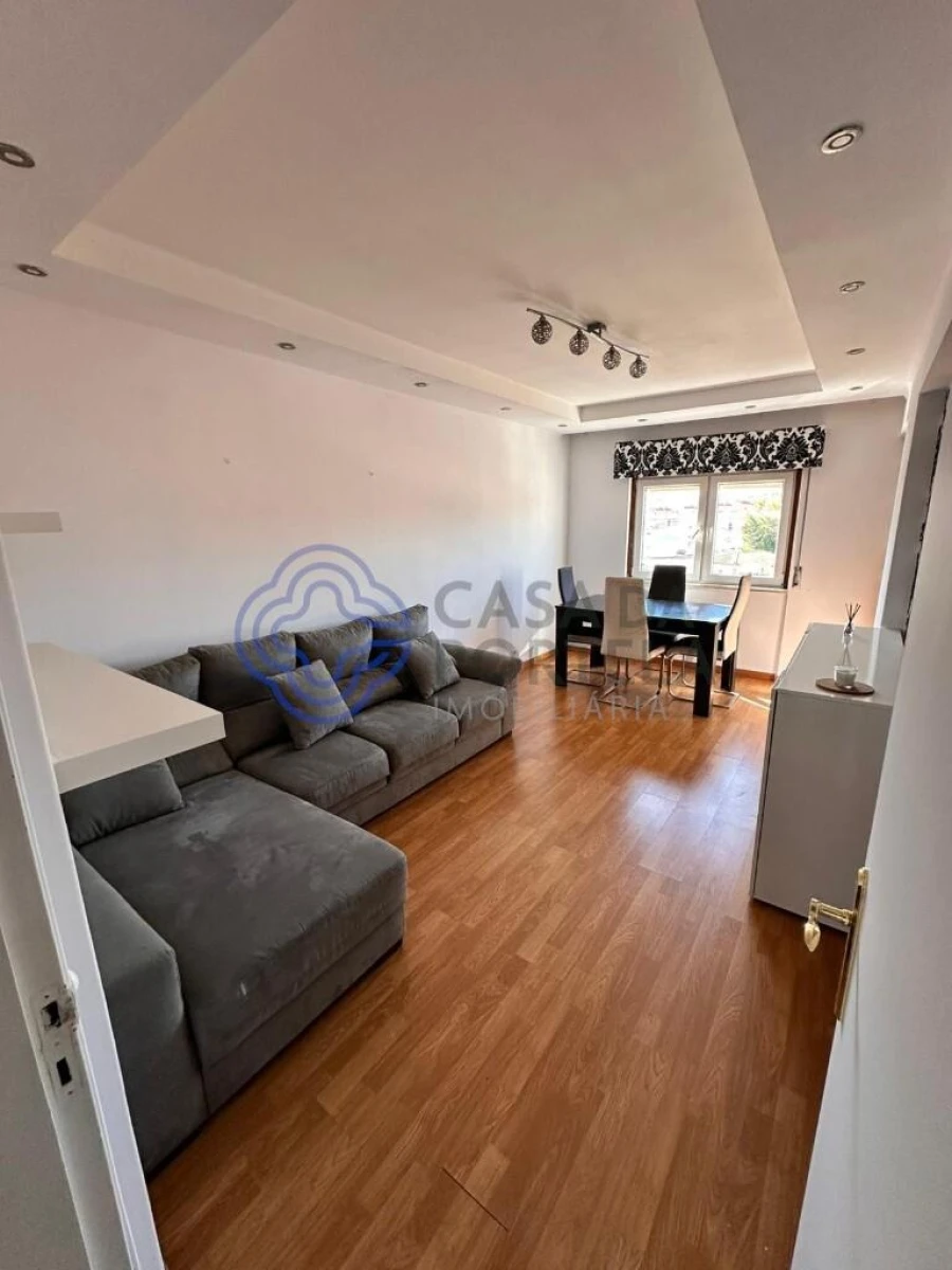 Apartamento T2 para Venda em Agualva e Mira-Sintra Foto 22