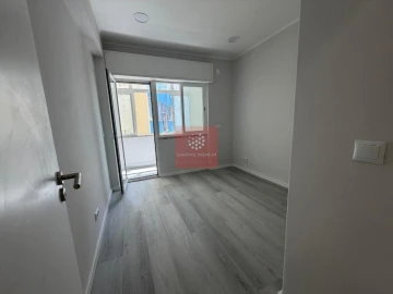 Apartamento T1 para Venda em Venteira