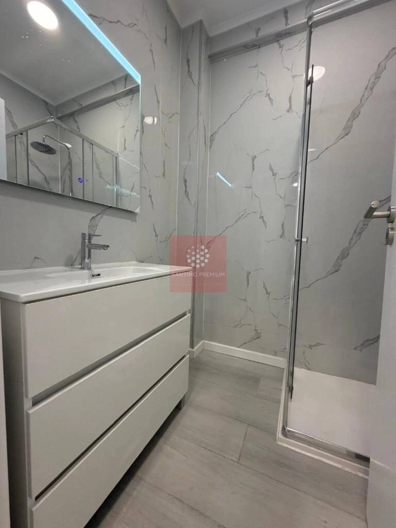 Apartamento T1 para Venda em Venteira Foto 21