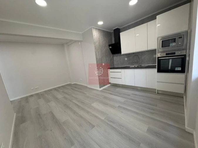 Apartamento T1 para Venda em Venteira Foto 16