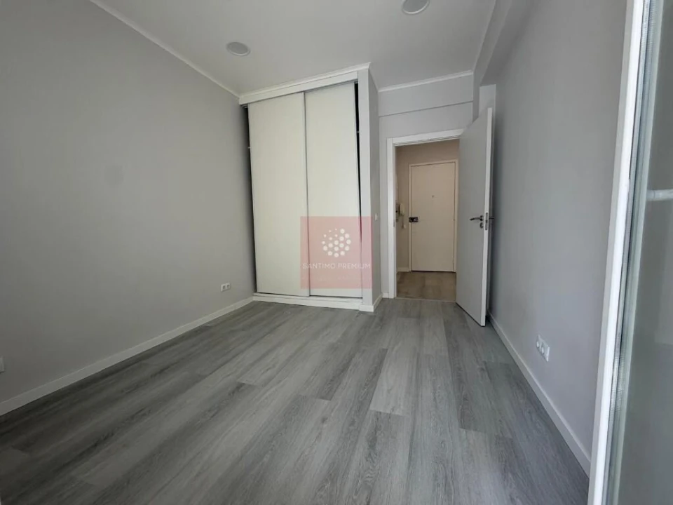 Apartamento T1 para Venda em Venteira Foto 8