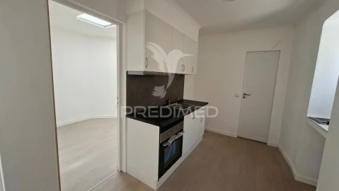 Moradia T2 para Venda em Odivelas
